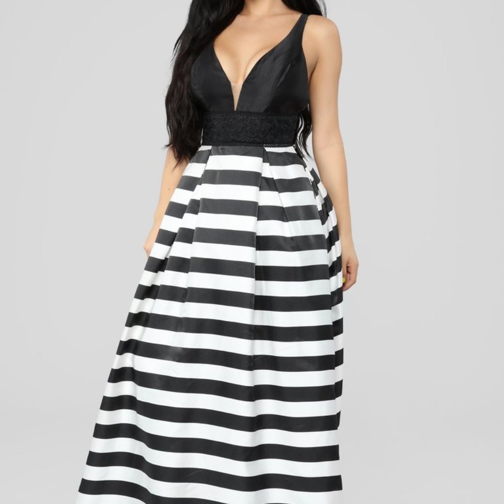 Striped formal ballgown wedding prom dress NEW!!
